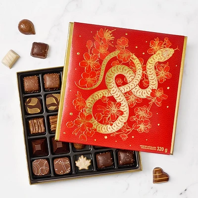 Year of the Snake Gift Box, 25 pc