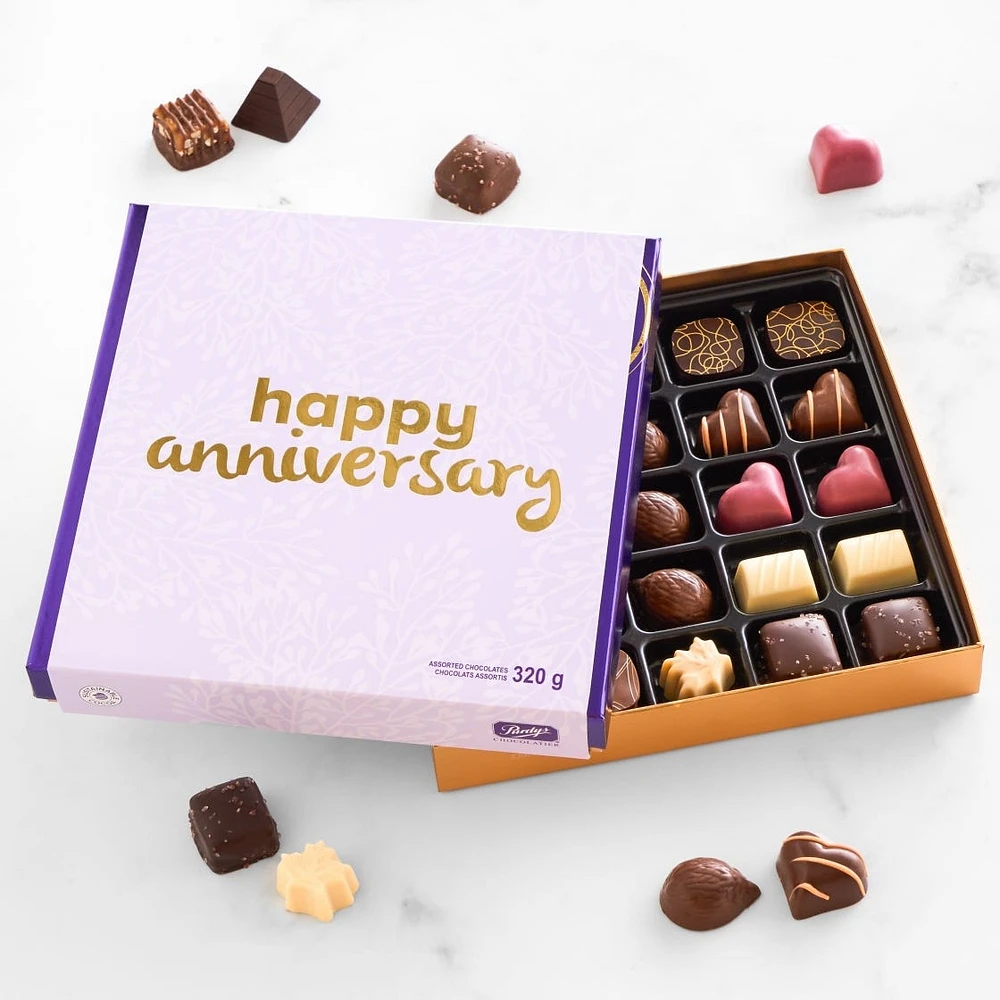 Happy Anniversary Gift Box, 25 pc