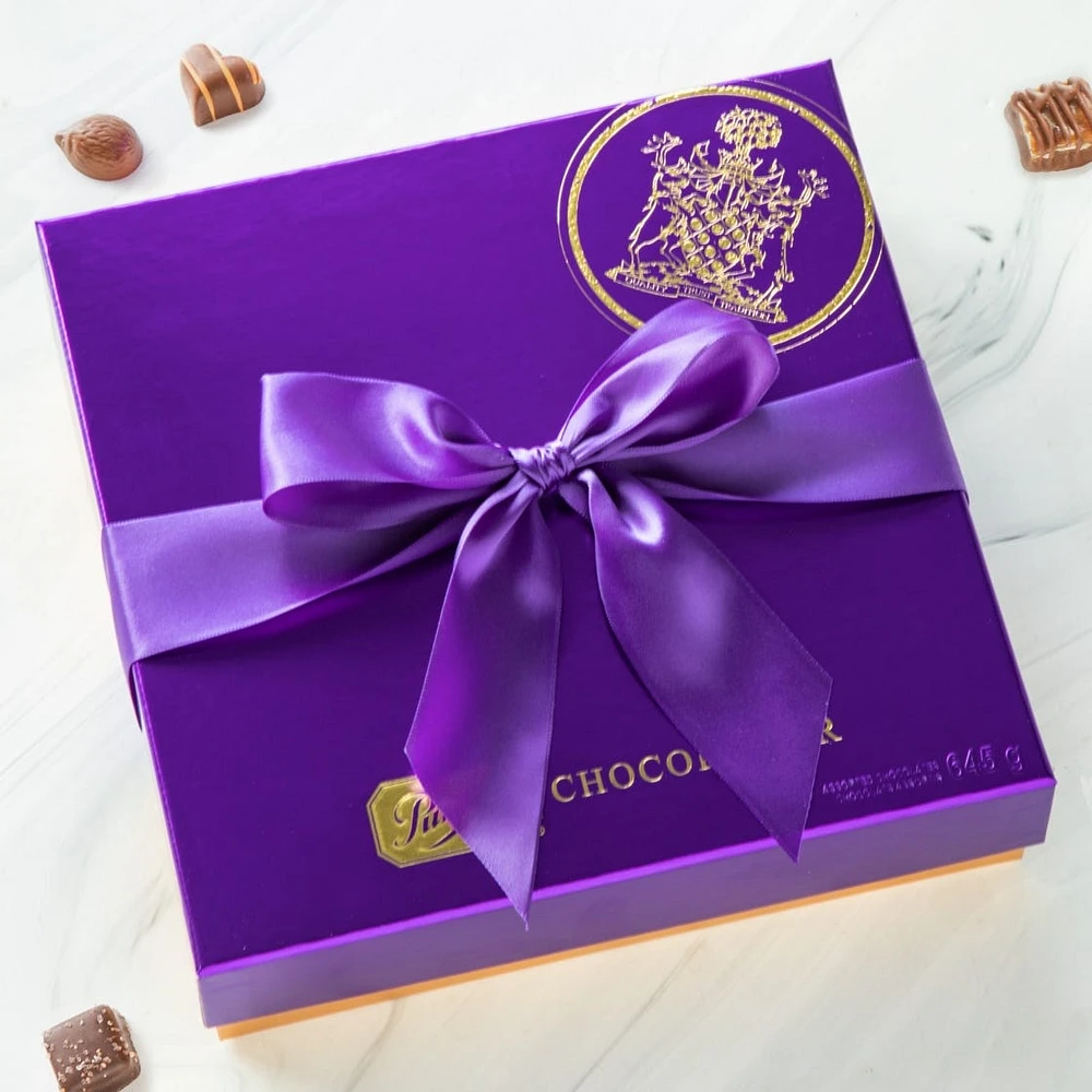 Assorted Classics Gift Box, 25 pc