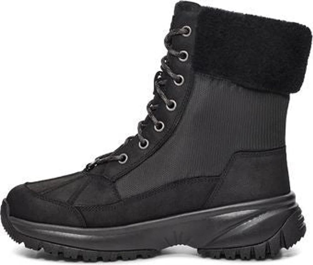 Yose Fluff Hiker Black