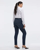 Jean taille haute à jambe étroite