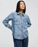 Chemise en denim à manches longues avec poches utilitaires