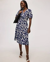 Robe midi à manches courtes bouffantes et col V