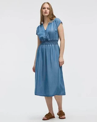 Robe midi à manches très courtes et col V