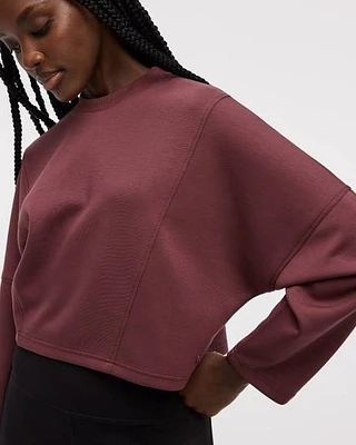 Cropped Long-Sleeve Crew-Neck Sweatshirt