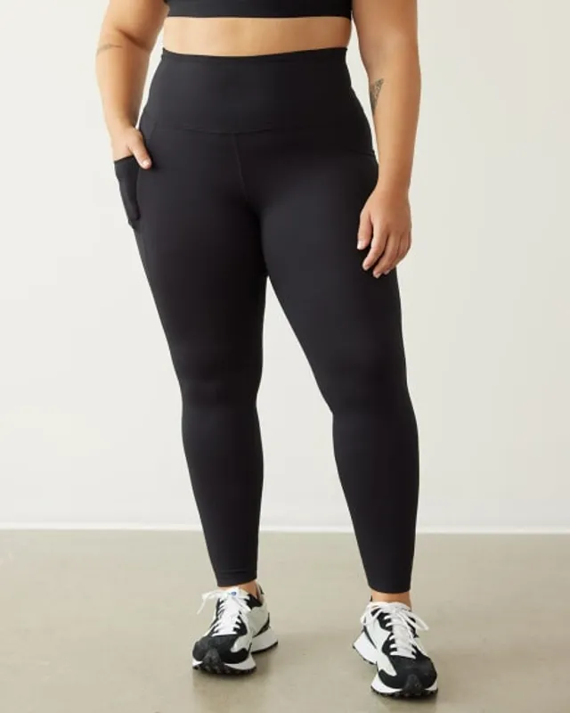 Reitmans, Pants & Jumpsuits, Reitmanshybahigh Waist Capri Leggings Black  Size Medium