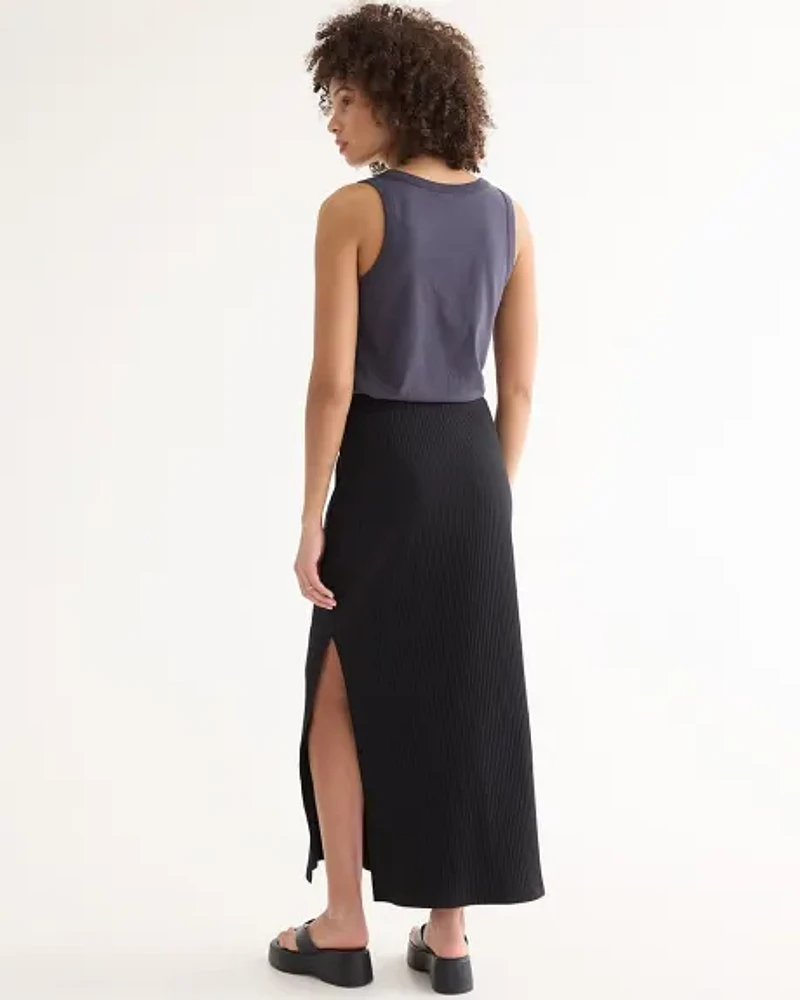 Pull-On Ribbed Maxi Skirt with Side Slit