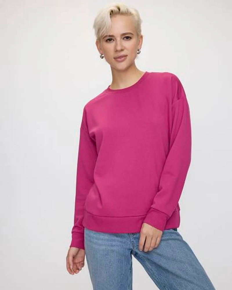 Long-Sleeve Crew-Neck Sweatshirt