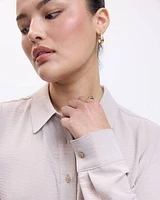 Long-Sleeve Buttoned-Down Blouse with Chest Pocket