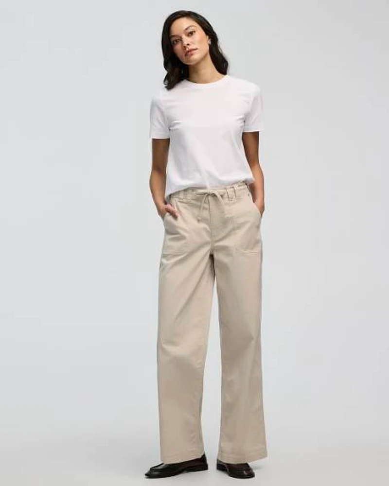 Pantalon à taille mi-haute et jambe large avec poches utilitaires