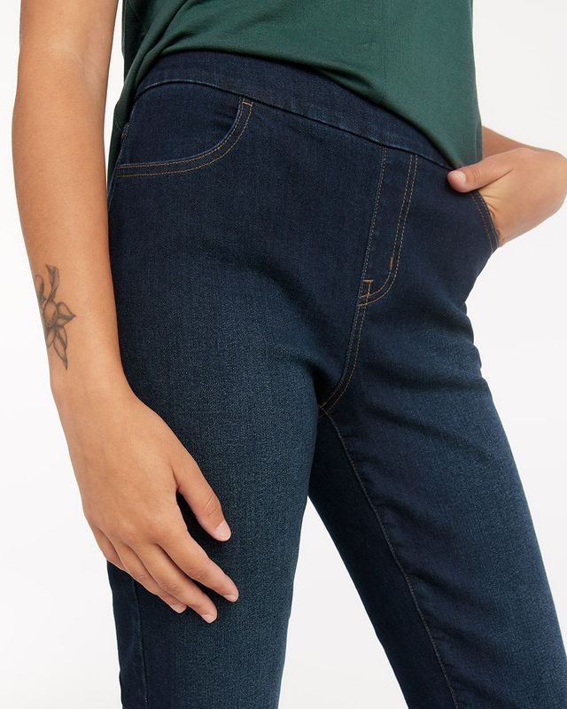 Medium Wash Mid Rise Straight Leg Jeans The Original Comfort