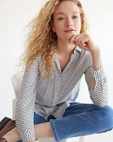 Long-Sleeve Buttoned-Down Blouse