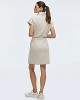 Robe à manches très courtes et col montant avec poches