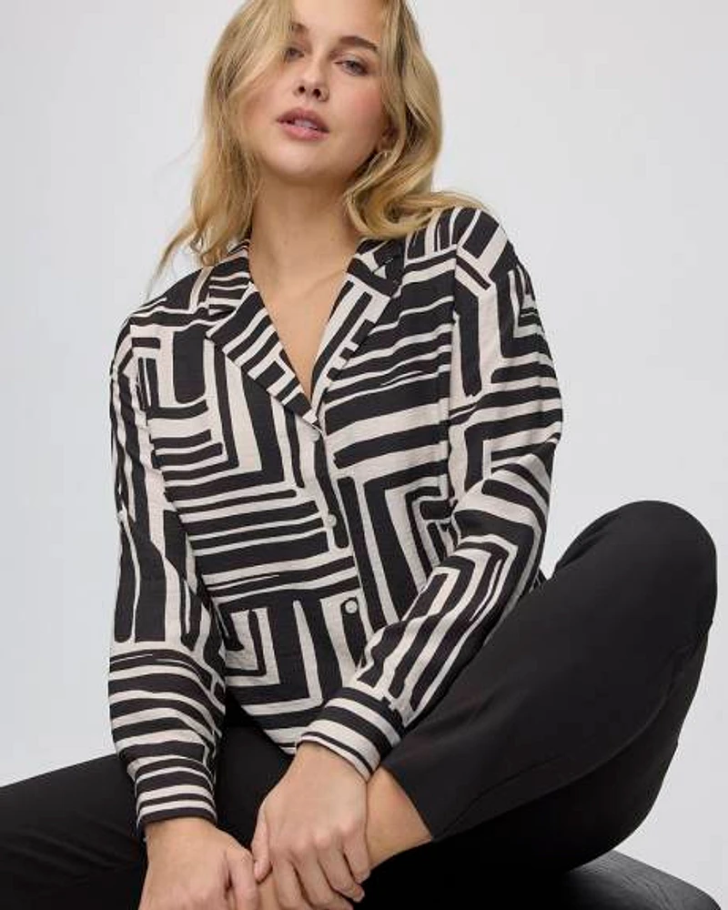 Long-Sleeve Buttoned-Down Blouse with Notch Collar