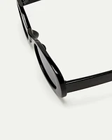 Lunettes de soleil noires à monture ovale