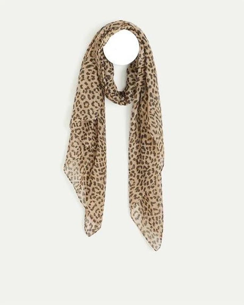 Scarf with Cheetah Print