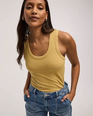 Camisole côtelée à col dégagé