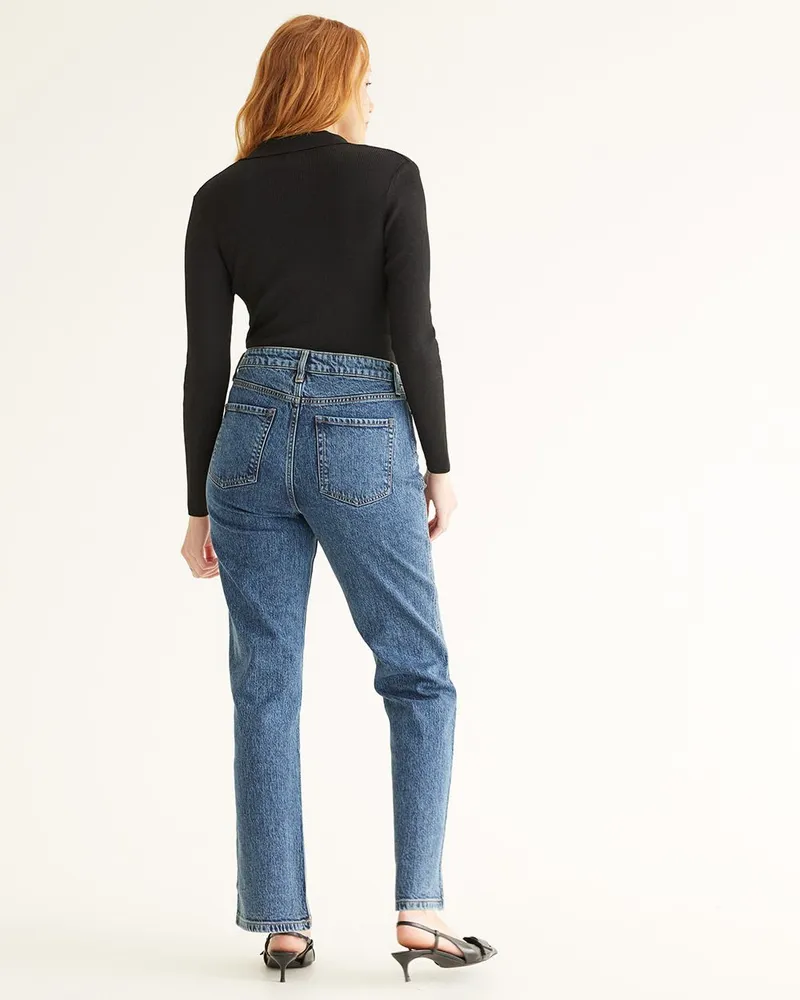 Reitmans Straight-Leg High-Rise Jean