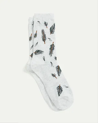 Cotton Socks with Pine Leaves