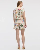 Extended-Sleeve Crew-Neck Buttoned-Down Blouse