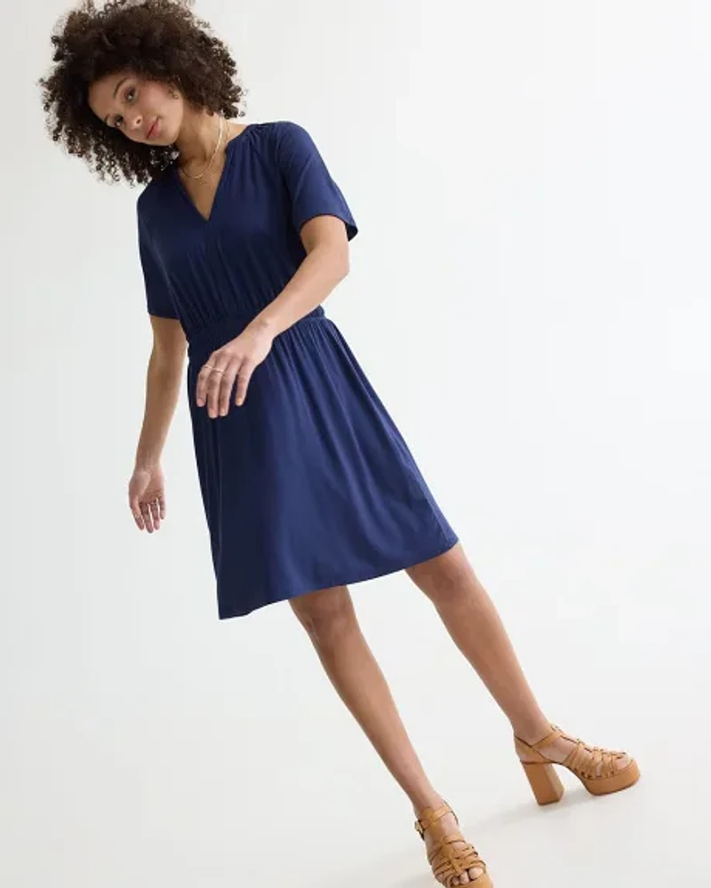 Short-Raglan-Sleeve Split-Neck Dress