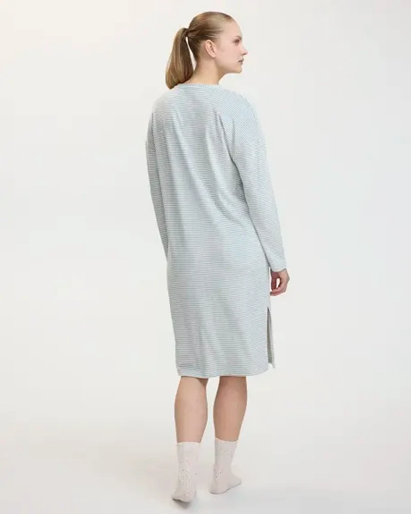 Long-Sleeve Velvet Nightie