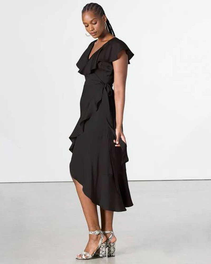 Robe maxi portefeuille à manches courtes et col V