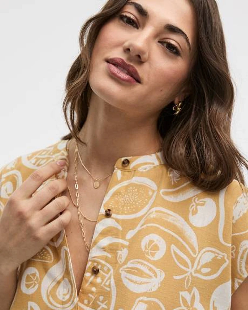 Extended-Sleeve Crew-Neck Buttoned-Down Blouse