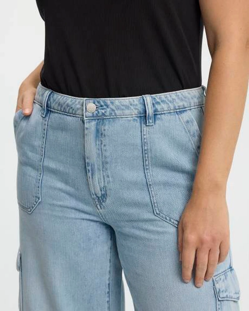 Wide-Leg Mid-Rise Cargo Denim Pant