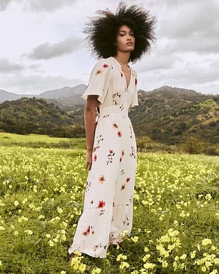Robe maxi à manches courtes et col V