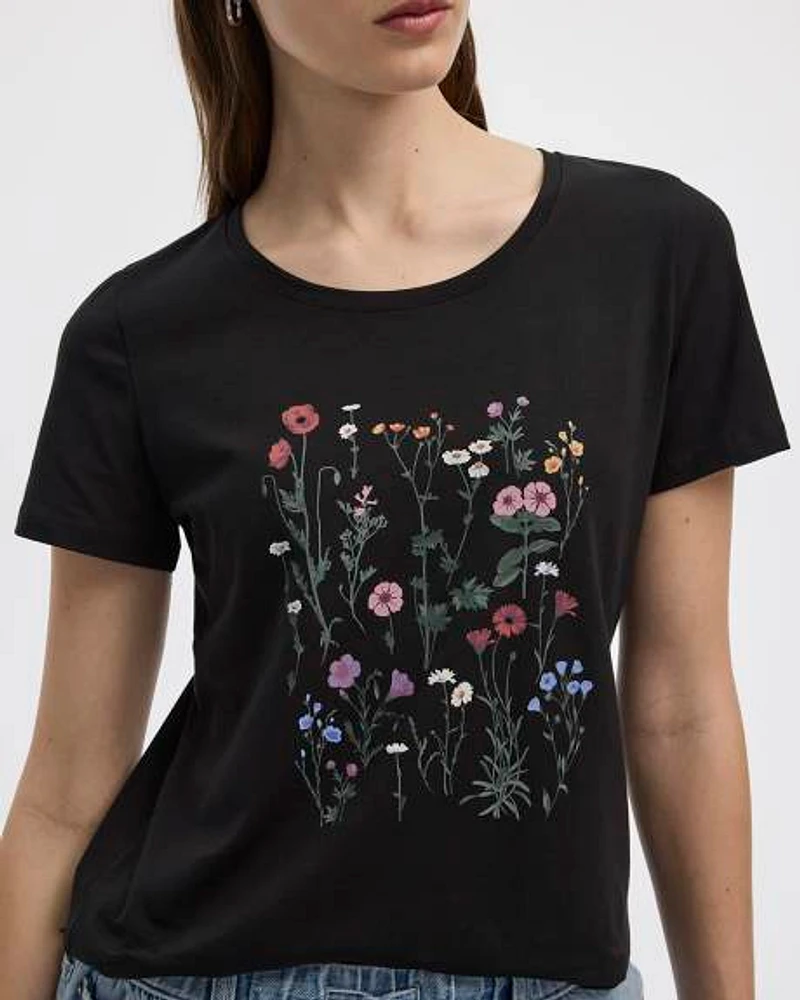 Scoop Neck Graphic T-Shirt
