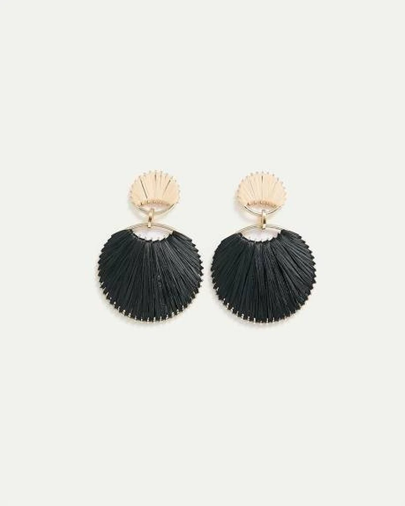 Boucles d'oreilles en raphia avec pendentifs ronds