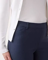 Pantalon à taille haute et jambe droite