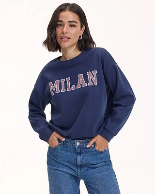 Long-Sleeve Crew-Neck Fleece Sweatshirt