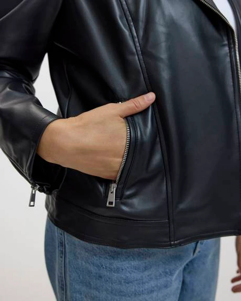 Veste en faux cuir
