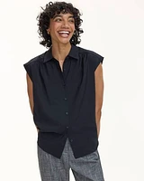 Extended-Sleeve Buttoned-Down Blouse