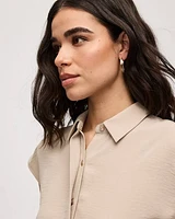 Extended-Sleeve Short Boxy Blouse with Shirt Collar
