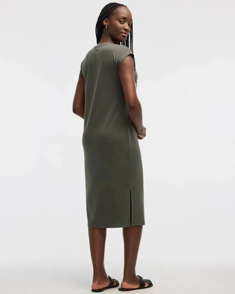 Extended-Sleeve Crew-Neck Midi Dress