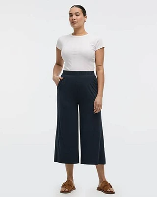 Stretch Pull-On Gaucho Pants