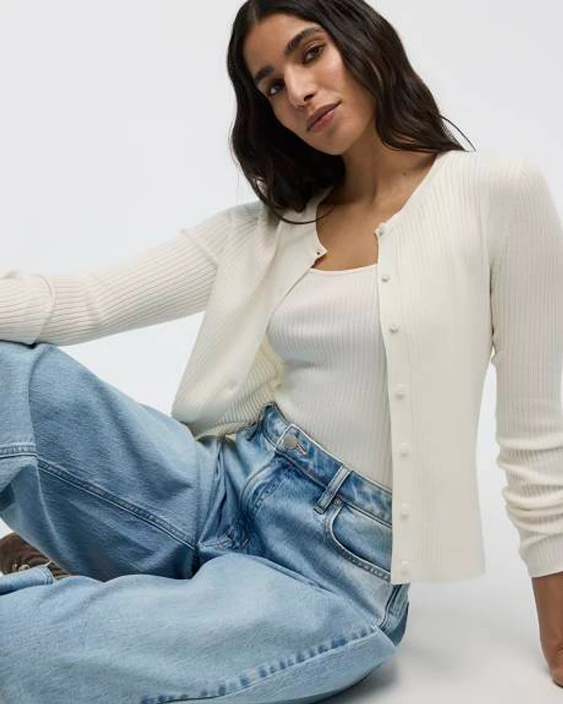 Cardigan côtelé boutonné à manches longues