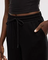 Pantalon court à jambe large en scuba