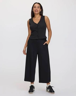 Stretch Pull-On Gaucho Pants