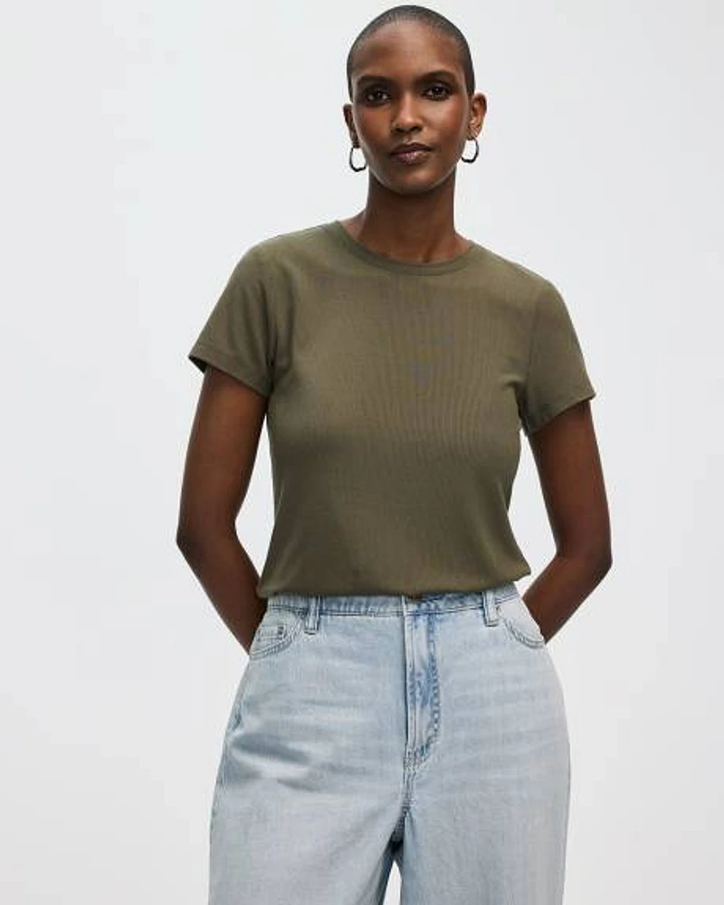 Ribbed Fitted Crew Neck T-Shirt
