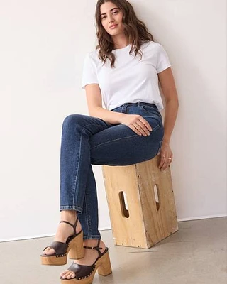 Jean taille haute à jambe étroite