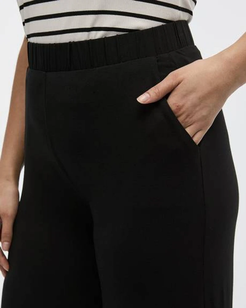 Stretch Pull-On Gaucho Pants