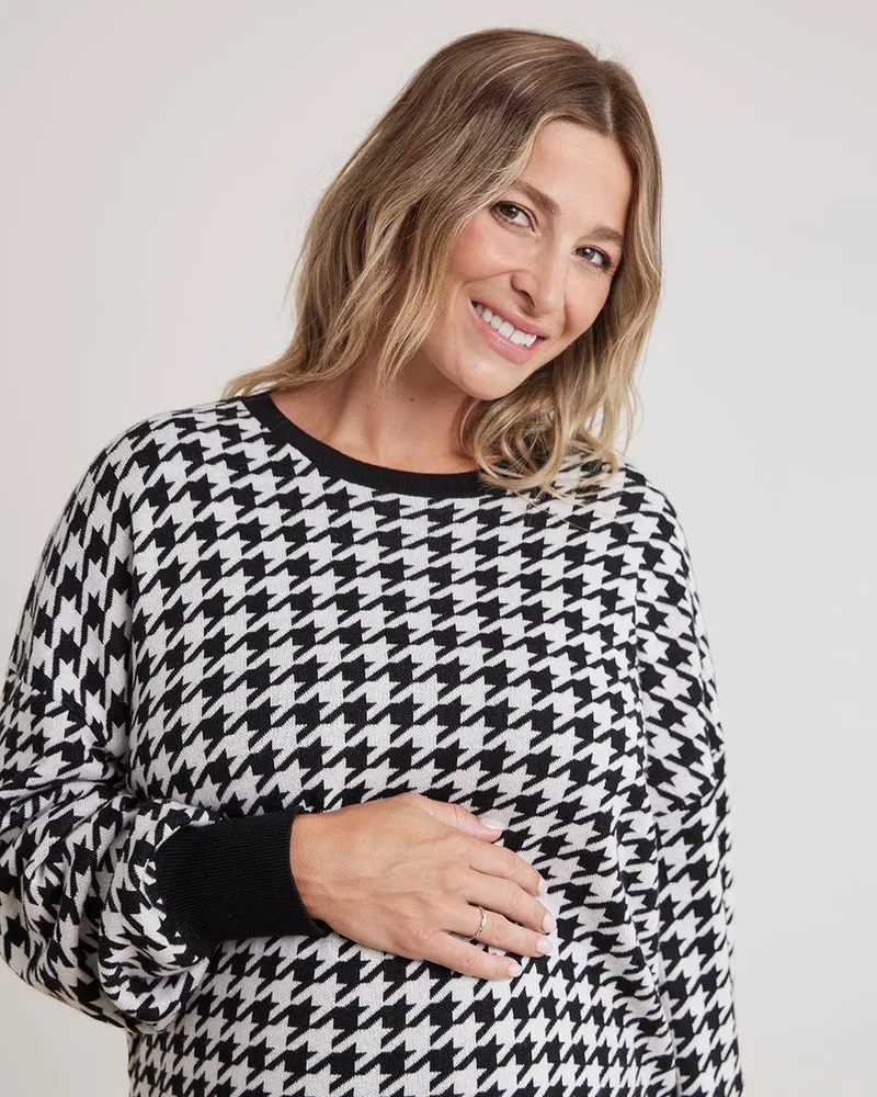 Reitmans Long-Sleeve Sweater with Crew Neckline - Thyme Maternity