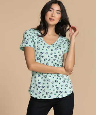 Short Sleeve V-neck Tee | Rickis