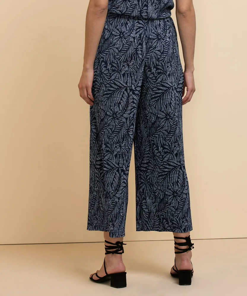 Navy Pattern Plisse Crop Pant