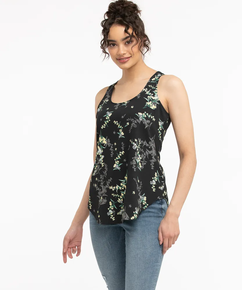 Sleeveless Scoop Neck Blouse