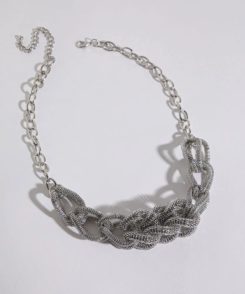 Short Mesh Chain Statement Necklace